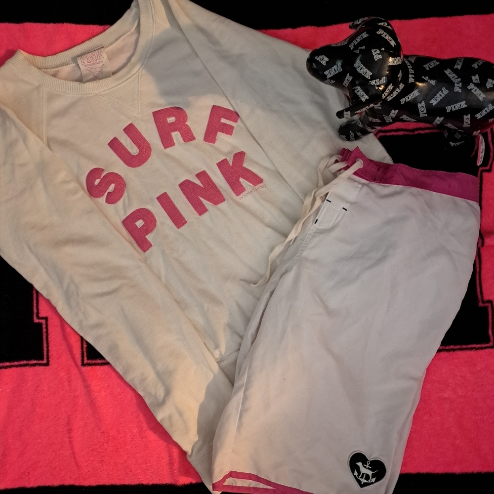 Htf vintage board shorts and htf vintage surf sweatshirt make up this outfit